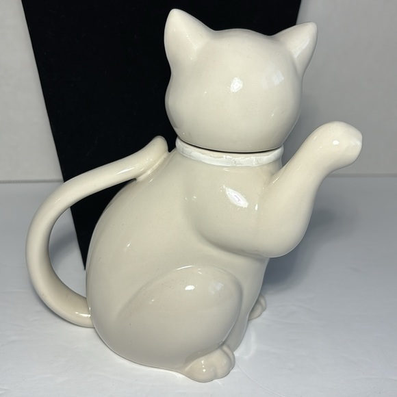VTG Cat Lidded Teapot By Crowning Touch Collection Japan White 6 5/8” Ceramic - Picture 6 of 10
